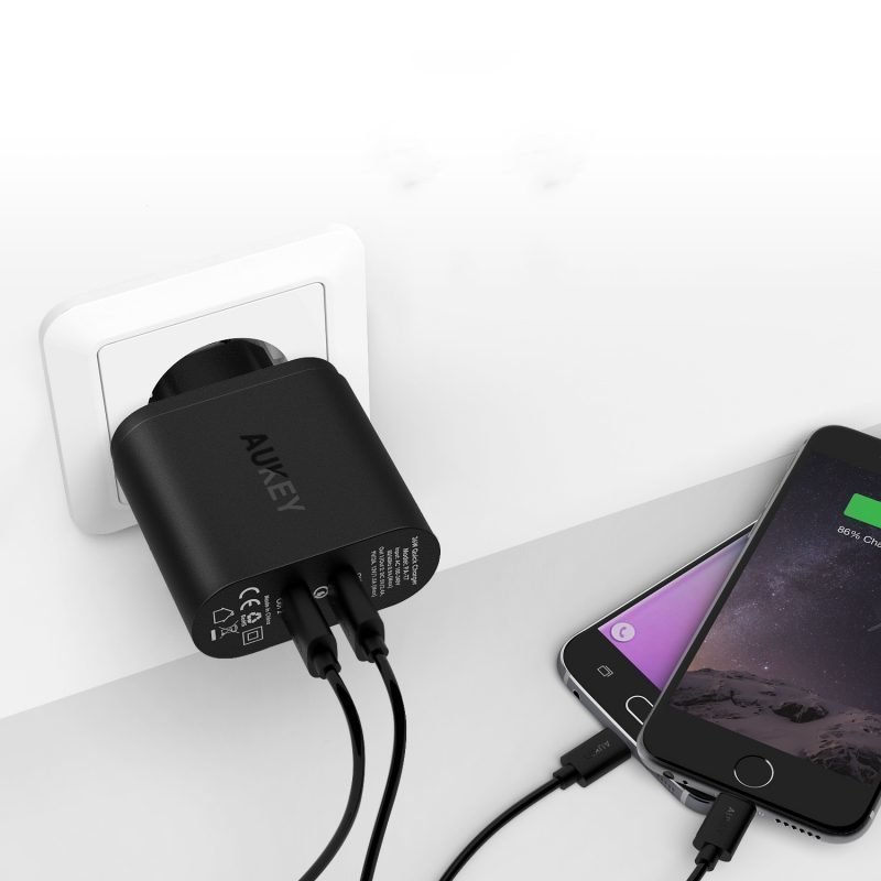 Aukey Dual USB Turbo Charger PA-T7