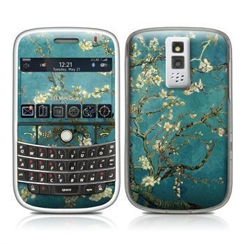 BlackBerry Bold 9000 Blossoming Almond Tree Skin