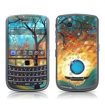 BlackBerry Bold 9650 Aqua Burn Skin