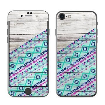 Traveler iPhone 7 Skin